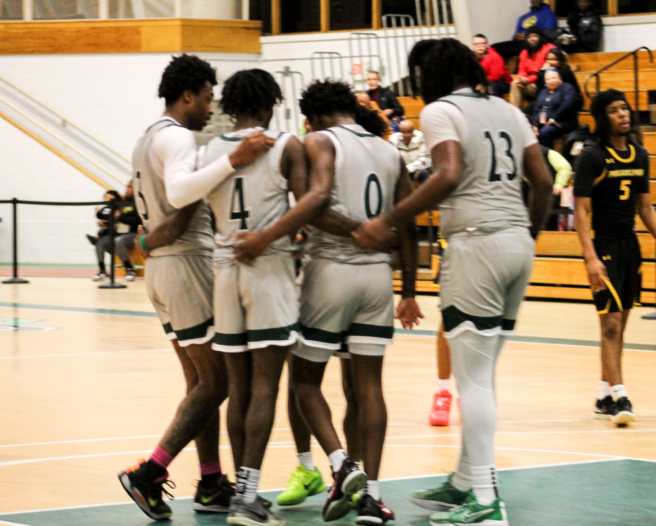 Men&rsquo;s Basketball Win On The Road At Gloucester 82-66